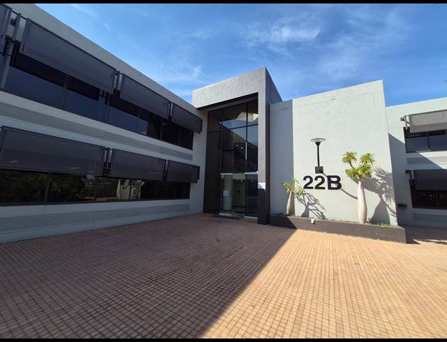 426M² OFFICE TO LET IN WOODMEAD